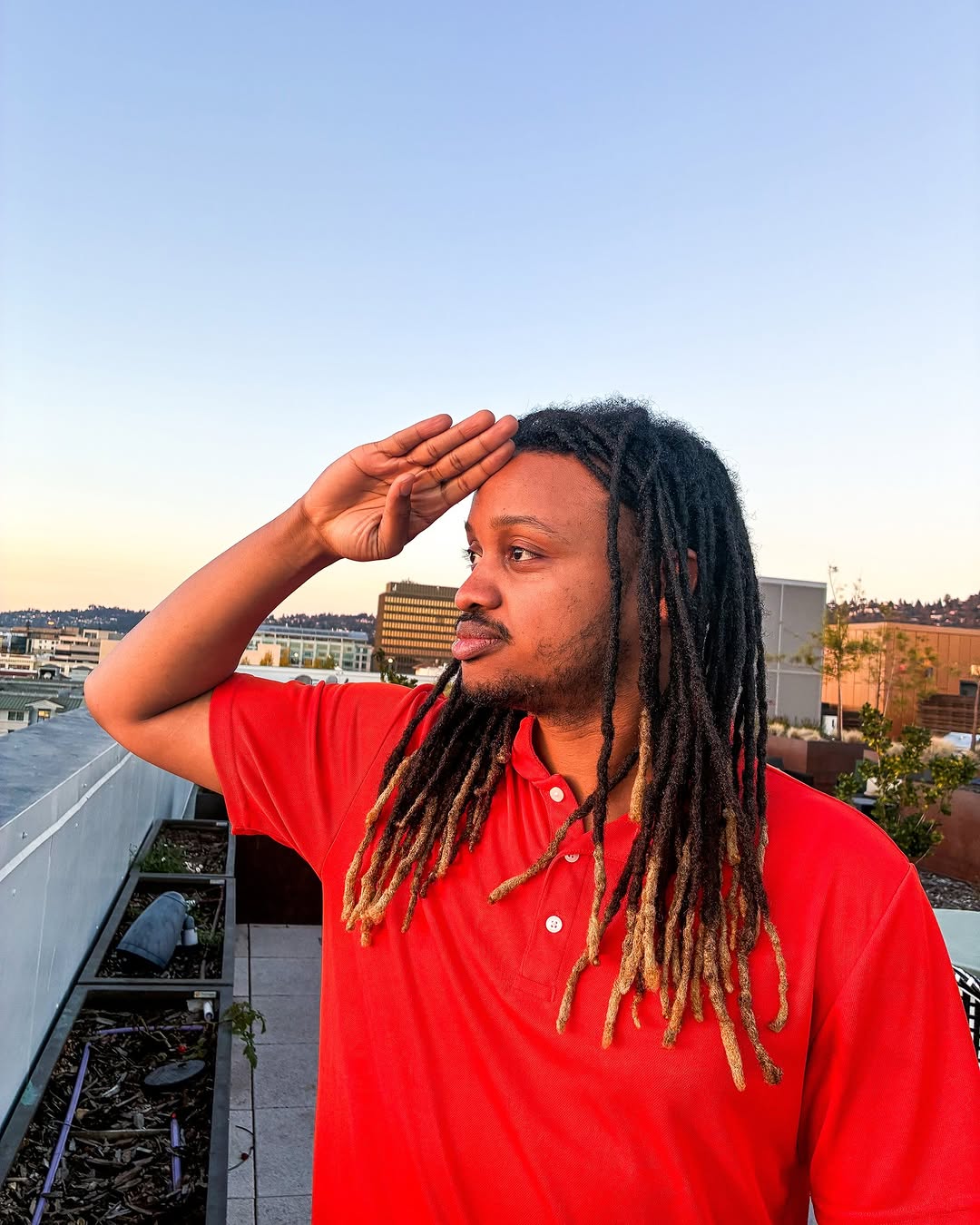 \ud83c\uddfa\ud83c\uddf8 Today we honor the brave men and women who have served our country with courage, sacrifice, and dedication.\nThank you to all veterans \u2014 past and present \u2014 for protecting our freedom and inspiring us with your service. \u2764\ufe0f\ud83e\udd0d\ud83d\udc99\n